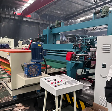 Aplicações de máquinas rotativas para folheado de madeira: de móveis a compensados ​​ecológicos